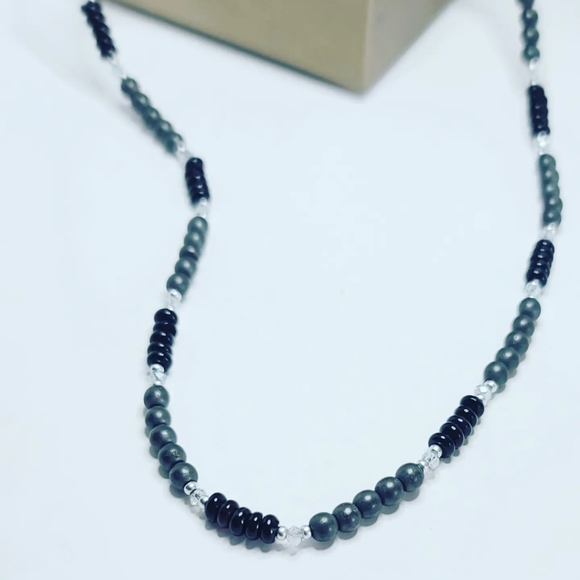 Hematite necklace - Picture 4 of 4